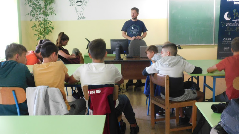 RoboTeam UNIPU u Metrisu i Osnovnoj...